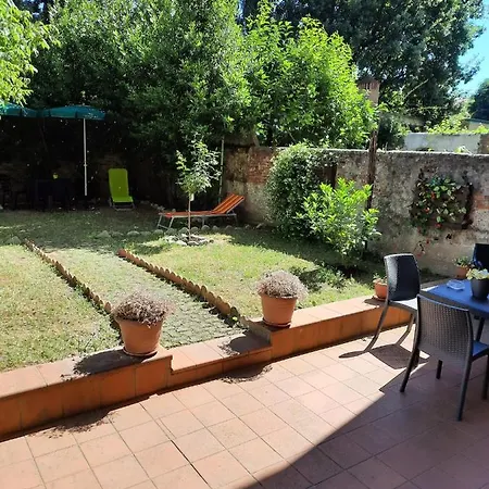 Au Jardin De *